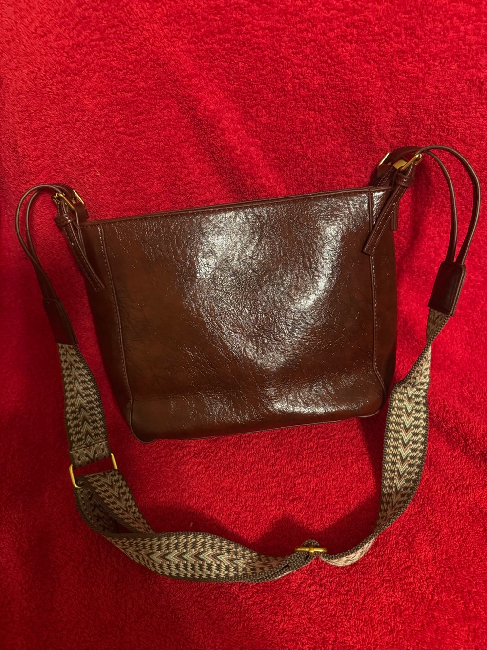 Large Burgundy Leather Look Crossbody VGUC 😊😊